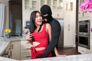 đi đi chơi với cô bạn thân shen nana quá đã