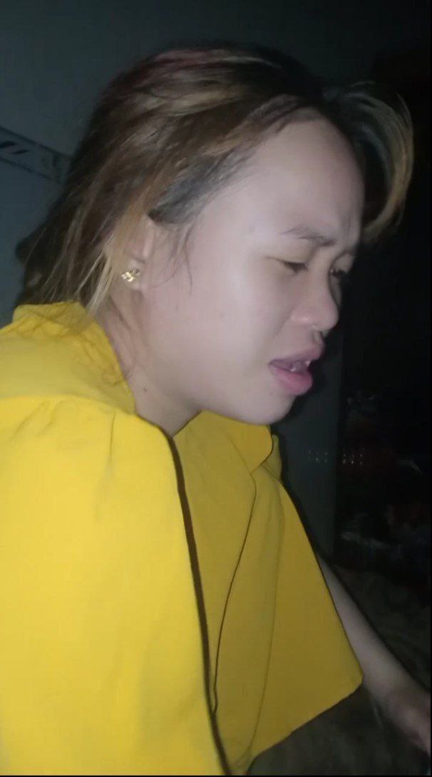 Xoa bóp bộ ngực săn chắc và đẹp